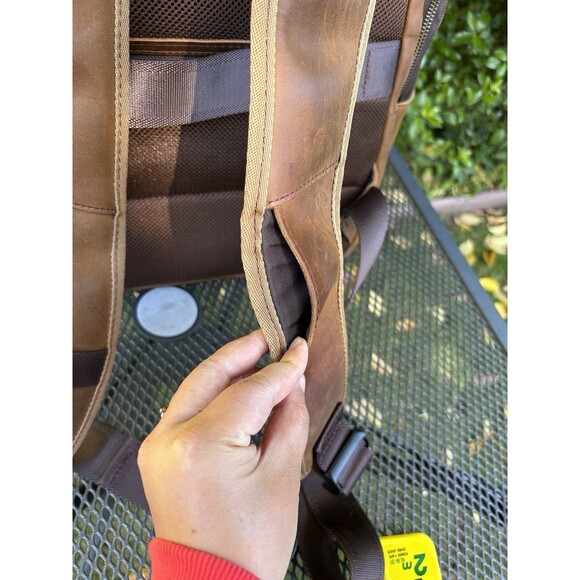 TIDING Full Grain Leather Backpack Travel Laptop Bag 15.6” Large Capacity Brown - Picture 8 of 16
